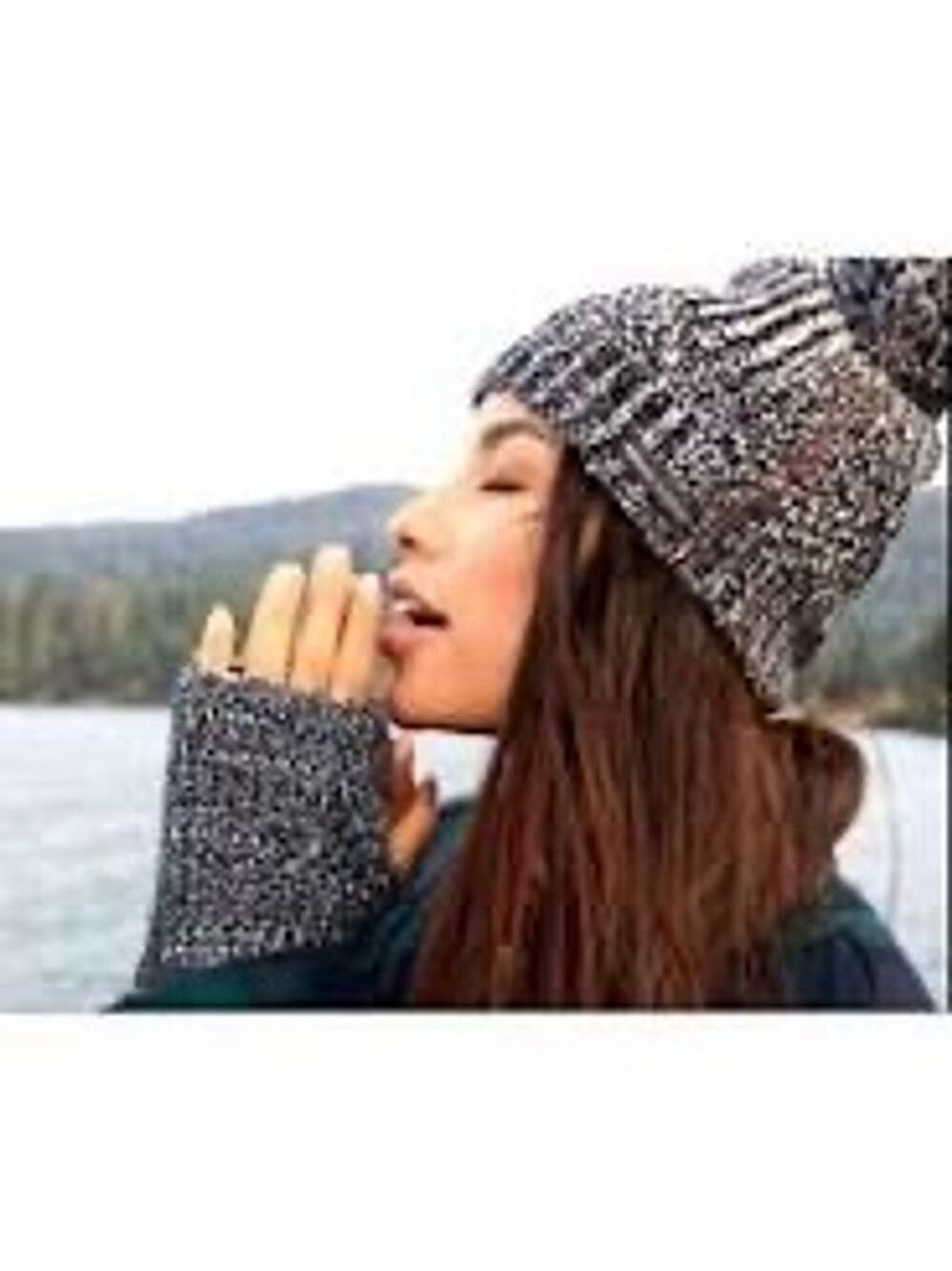 Rebecca Minkoff One Size Black White Knit Beanie & Fingerless Gloves Set